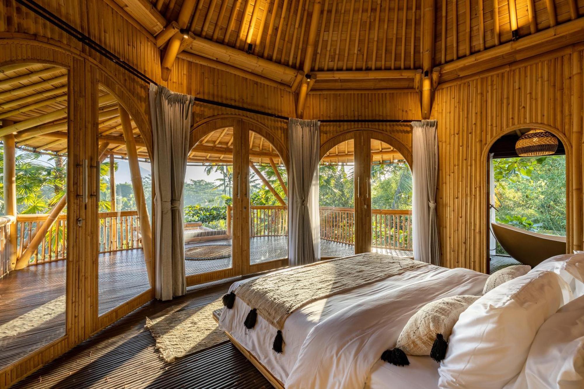 Готель Eco Six Bali Tampaksiring Екстер'єр фото