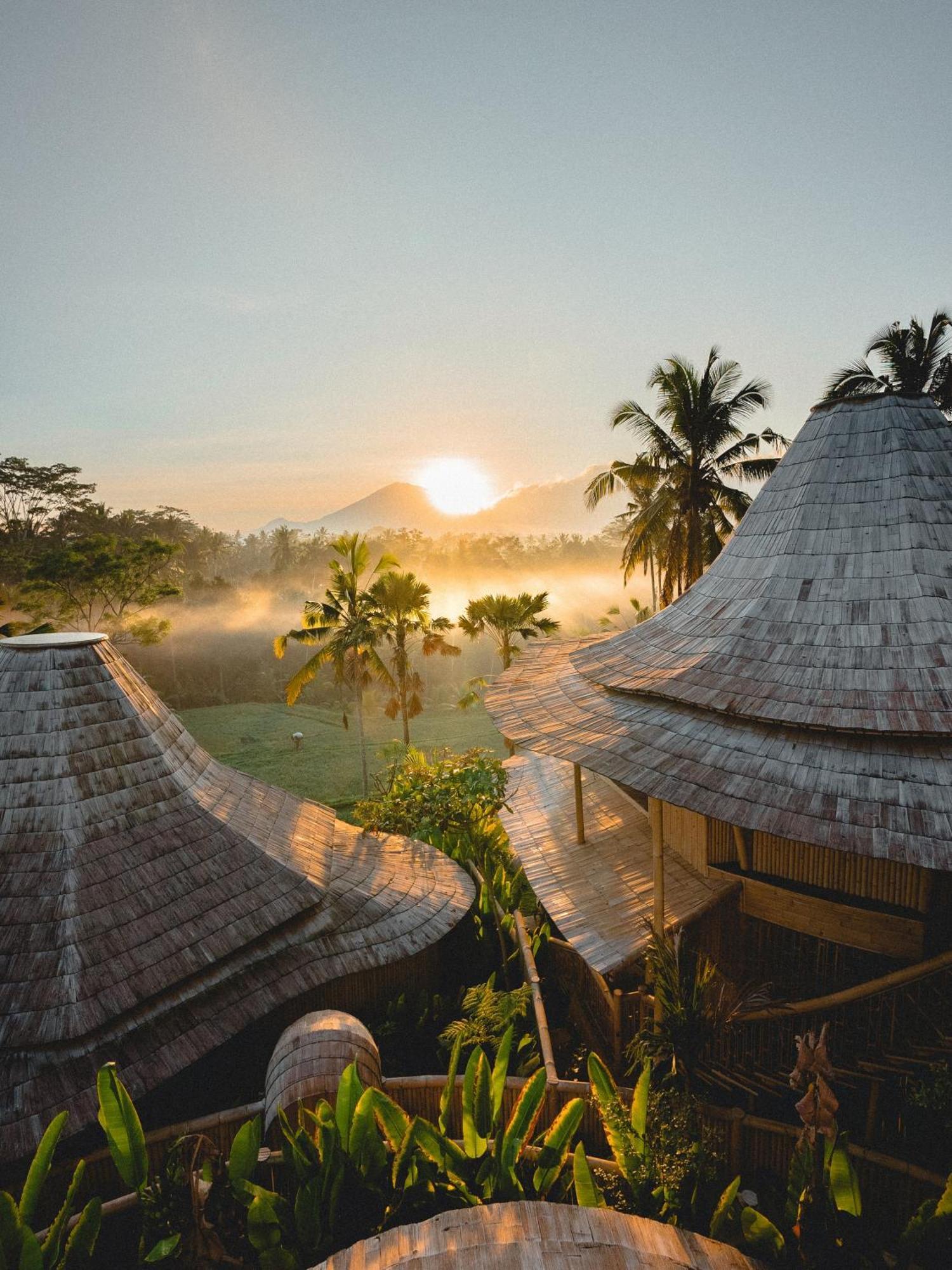 Готель Eco Six Bali Tampaksiring Екстер'єр фото